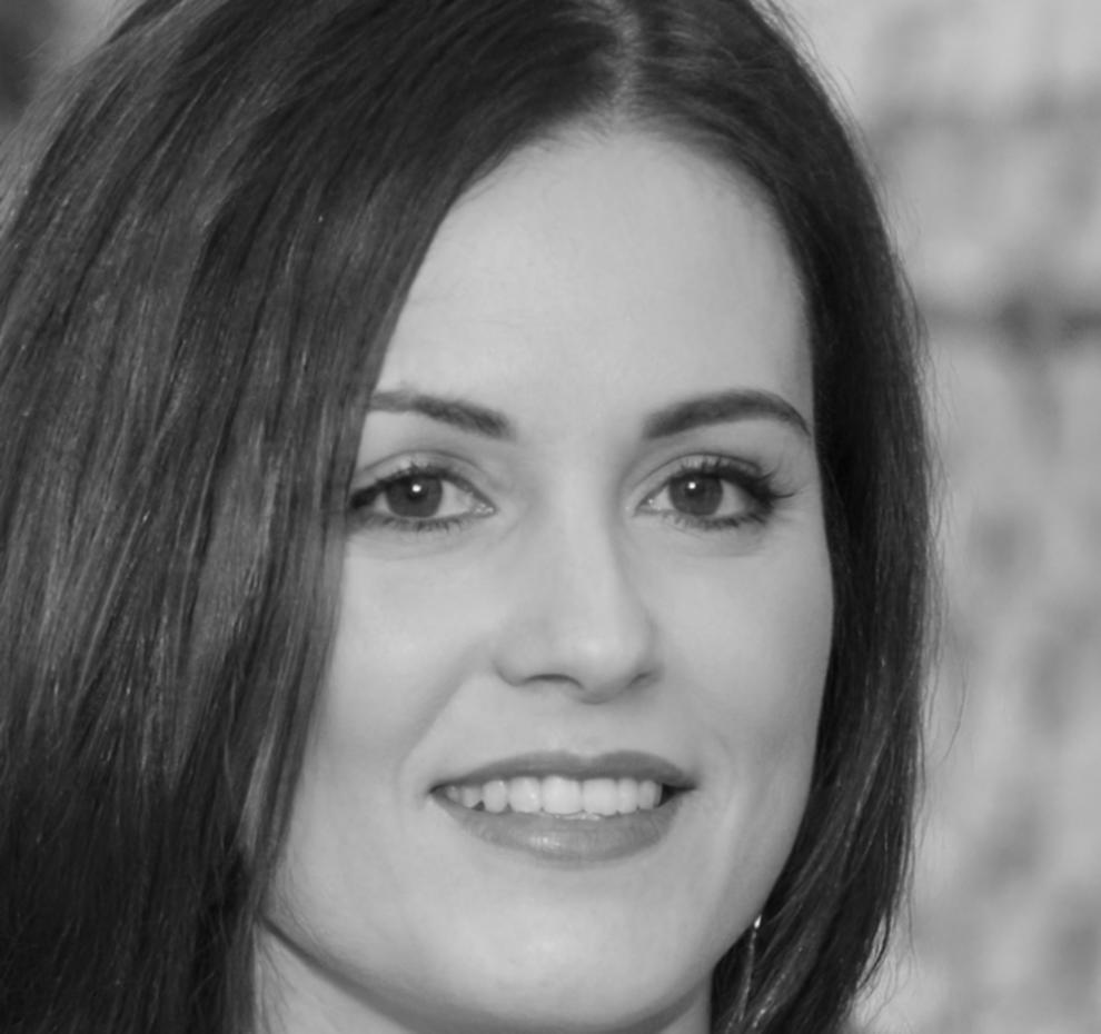 Sarah Thorne, Principal Financial Coach at calytriona